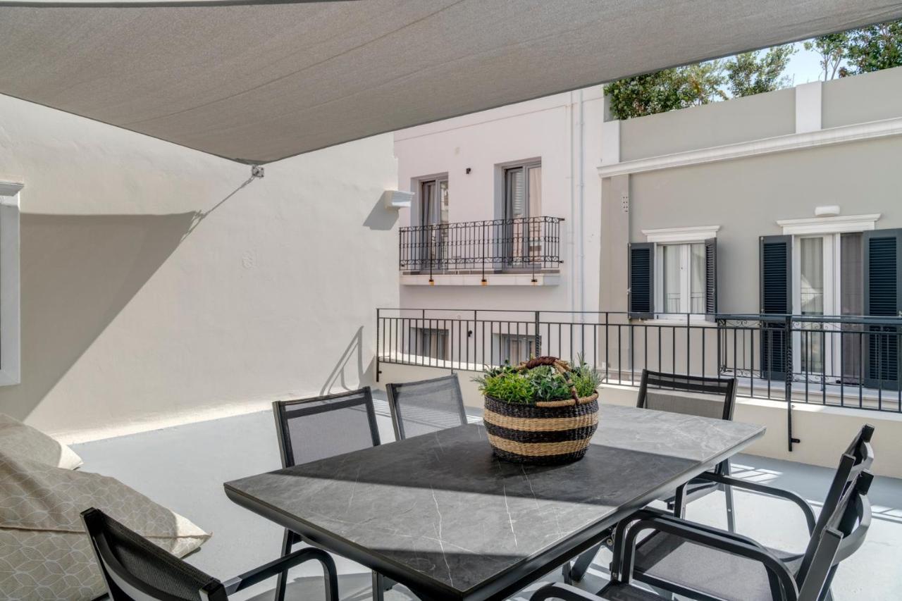 The Heart Of Syra - Your Home In Ermoupolis Екстер'єр фото