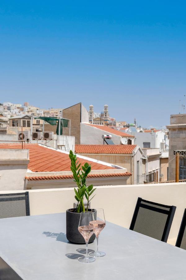 The Heart Of Syra - Your Home In Ermoupolis Екстер'єр фото