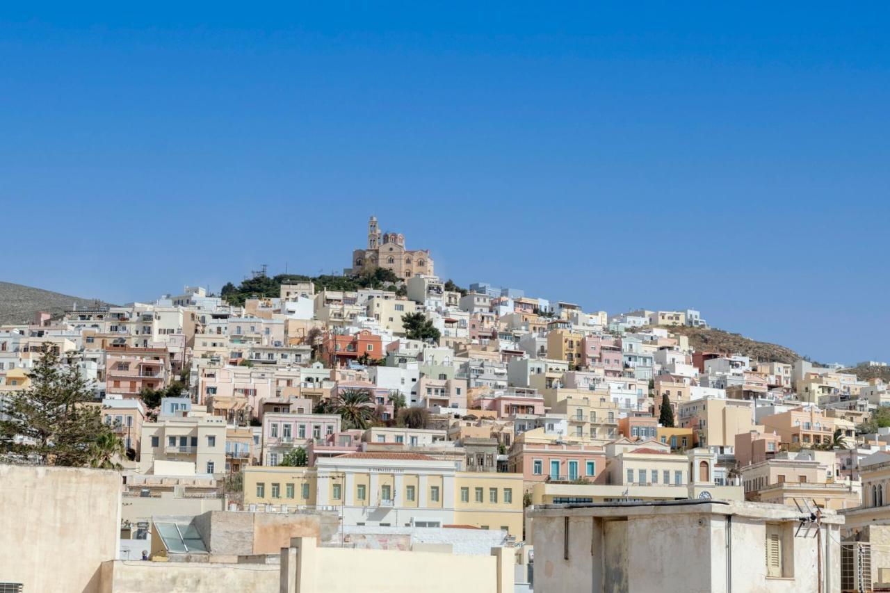 The Heart Of Syra - Your Home In Ermoupolis Екстер'єр фото