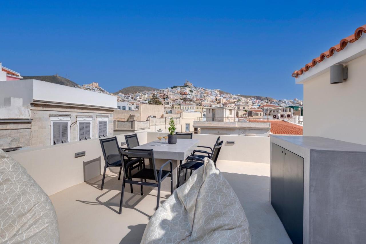 The Heart Of Syra - Your Home In Ermoupolis Екстер'єр фото